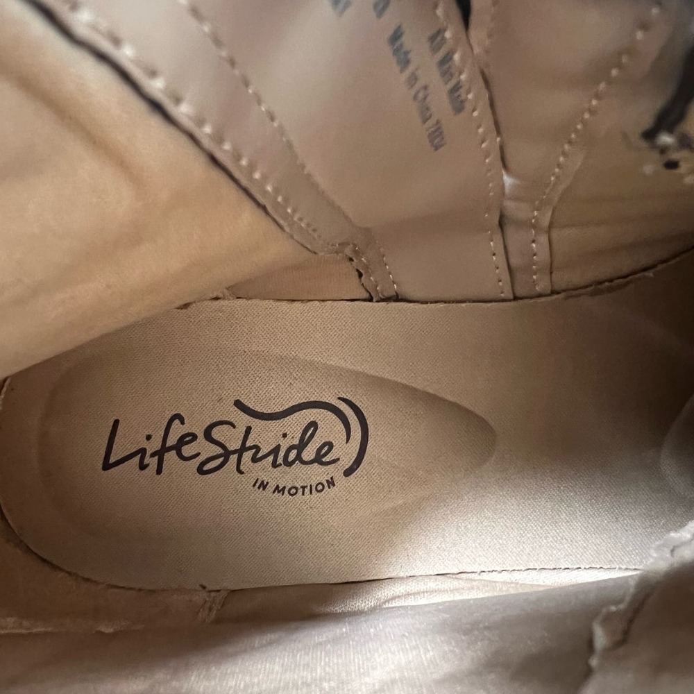 New Women’s LifeStride Stormy Ankle Boot Size 11 - Picture 7 of 8